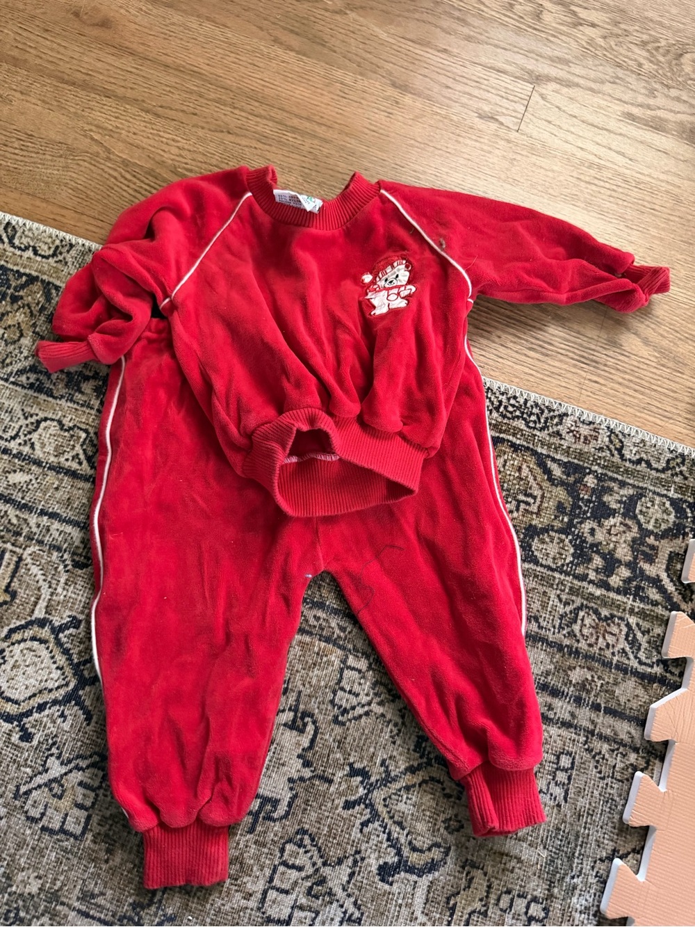 Vintage Santa’s Club Christmas Tracksuit
